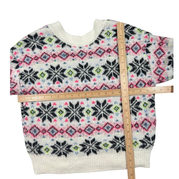 Victoria's Secret Reversible Soft Fuzzy Snowflake Fair Isle Sweater Size S Pink - Picture 4 of 4